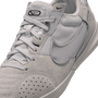 nike Streetgato Youth Indoor Lt Smoke Grey Metallic Silver Photon Dus