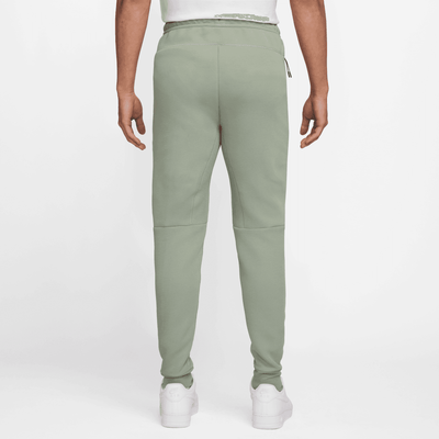nike Chelsea FC Men’s Tech Fleece Jogger Pants Jade Horizon White