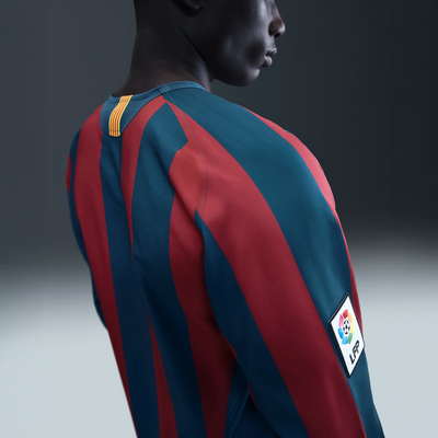 Nike FC Barcelona 2005-06 Long Sleeve Reissue Jersey