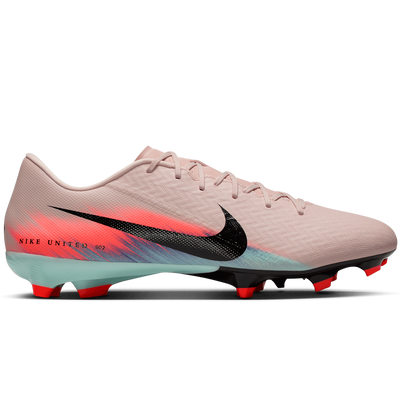 nike Mercurial Vapor 16 Academy FG MG United 002