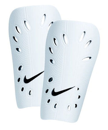 Espinillera Nike J