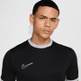 Camiseta de entrenamiento de manga corta Nike Dri-Fit Academy 25