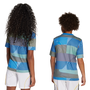 Camiseta adidas del Real Madrid juvenil 2025-26 para antes del partido