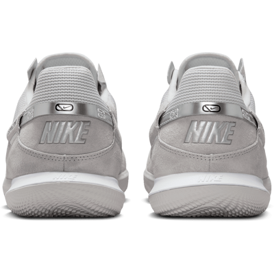 nike Streetgato Indoor Lt Smoke Grey Metallic Silver Photon Dus